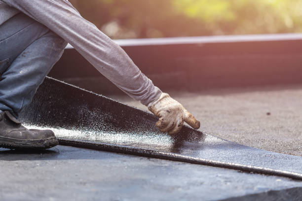 Professional Vapor Barrier Installation technician working in Arlington, IN